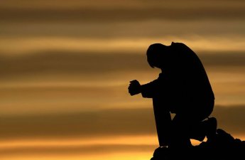 Ateistin ən çıxılmaz bir durumda Allaha yalvarması haqda ibrətamiz hekayə…