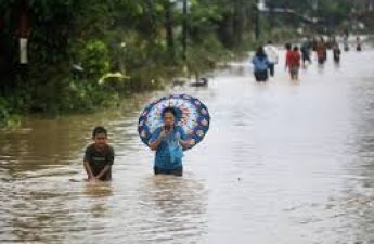Число погибших из-за наводнений в Индонезии превысило 900 человек