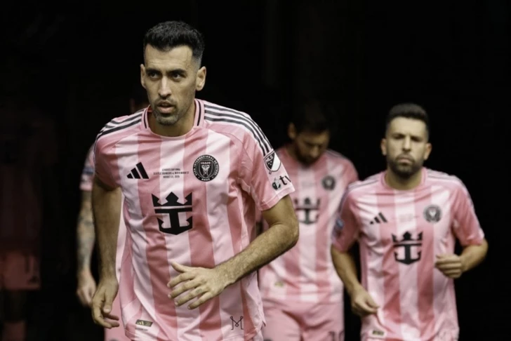 Жорди Альба и Серхио Бускетс завершили профессиональную карьеру