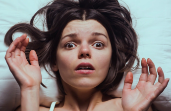 Kabuslar sadəcə yuxu deyil - beyninizdən kömək siqnalıdır