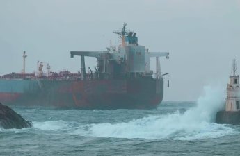Эвакуация экипажа поврежденного танкера в Болгарии завершена