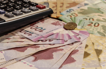 Yaşayış minimumu niyə minimum əmək haqqından aşağı müəyyən edilir? - İqtisadçılardan açıqlama