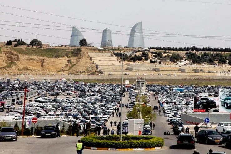 Maşın bazarları niyə 