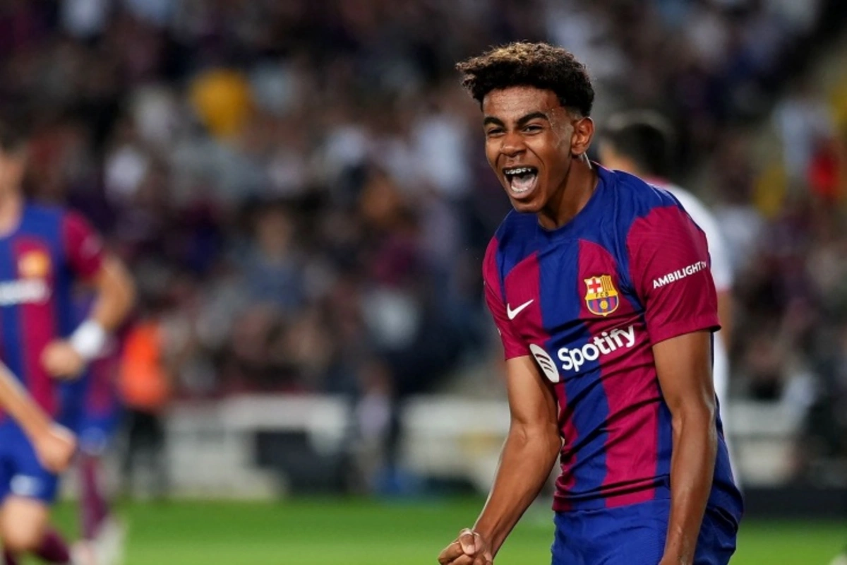 Ламин Ямаль установил рекорд Лиги чемпионов среди игроков 18 лет и младше