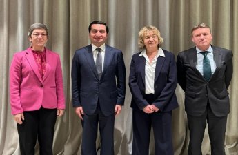 Hikmət Hacıyev Benilüks ölkələri XİN-lərinin siyasi direktorları ilə GÖRÜŞDÜ
