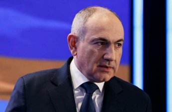 Paşinyan: Katolikos kilsə qaydalarına uyğun seçilməlidir