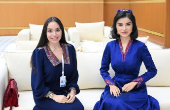 Leyla Əliyeva Özbəkistan Respublikası Prezidenti Administrasiyasının rəhbəri ilə görüşüb - FOTO