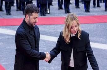 KİV: Corcia Meloni Zelenskini “ağrılı güzəştlərə” hazır olmağa çağırıb