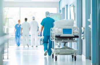 Bakıda 8 şagird saqqızdan zəhərləndi