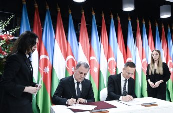 Azərbaycan–Macarıstan Strateji Dialoqunun 3-cü iclası Budapeştdə keçirilib - FOTO