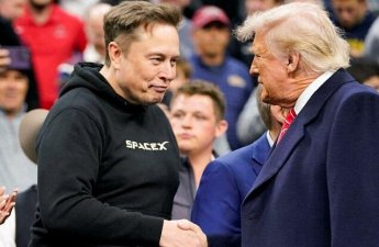 Маск больше не хочет работать на Трампа