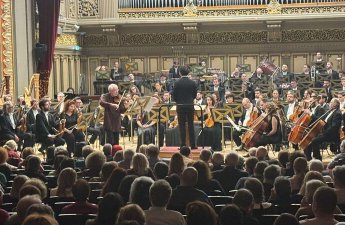 Buxarestdə dirijor Fuad İbrahimovun rəhbərliyi ilə konsert keçirilib - FOTO