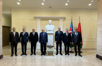 Minskdə Heydər Əliyevin xatirəsi anılıb