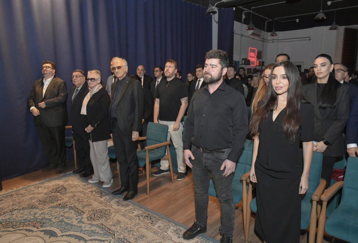 Bakıda ümummilli lider Heydər Əliyevin xatirə gecəsi keçirilib - FOTO