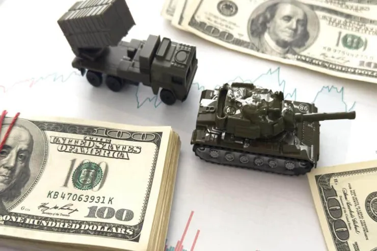 Saatda 19 milyon dollar: Rusiyanın müharibə xərcləri rekord həddə çatıb