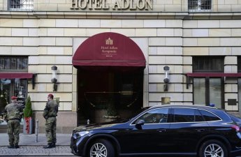 Berlində Zelenskinin gəlişi ilə əlaqədar təhlükəsizlik tədbirləri gücləndirilib