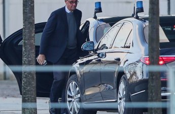 Мерц покинул переговоры Зеленского с Уиткоффом - ОБНОВЛЕНО