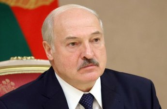 Lukaşenko Tramp və Melaniyaya ikon hədiyyə etdi