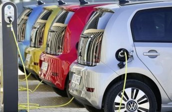 Dünyada elektromobillərə tələbatın artdığı bir vaxtda Azərbaycanda niyə azalıb? - VİDEO