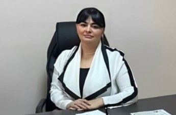 Baş həkimin ölkədən çıxışına qadağa qoyuldu