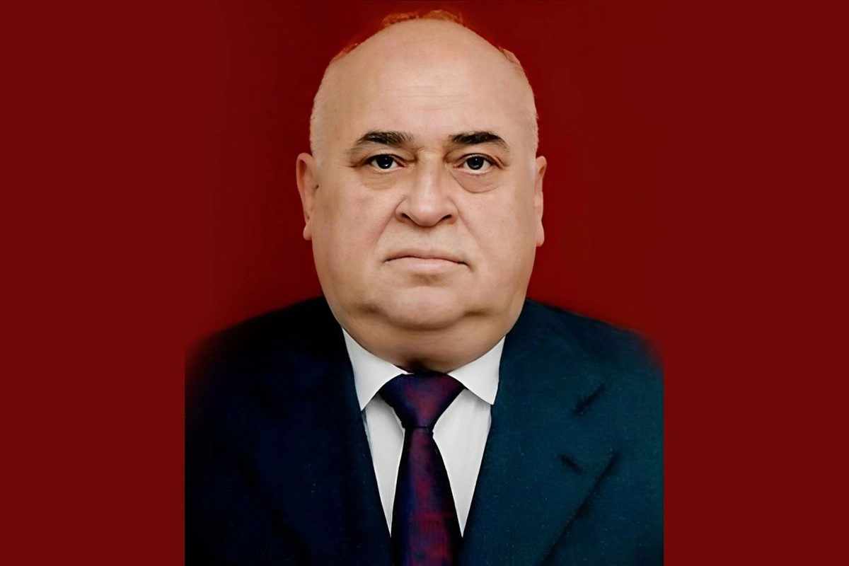 Sabiq dövlət müşaviri Vahid Axundov vəfat etdi, nekroloq imzalandı