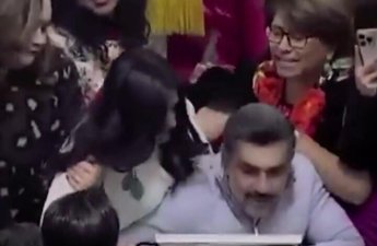 Qadın deputatlar arasında dava düşdü - VİDEO