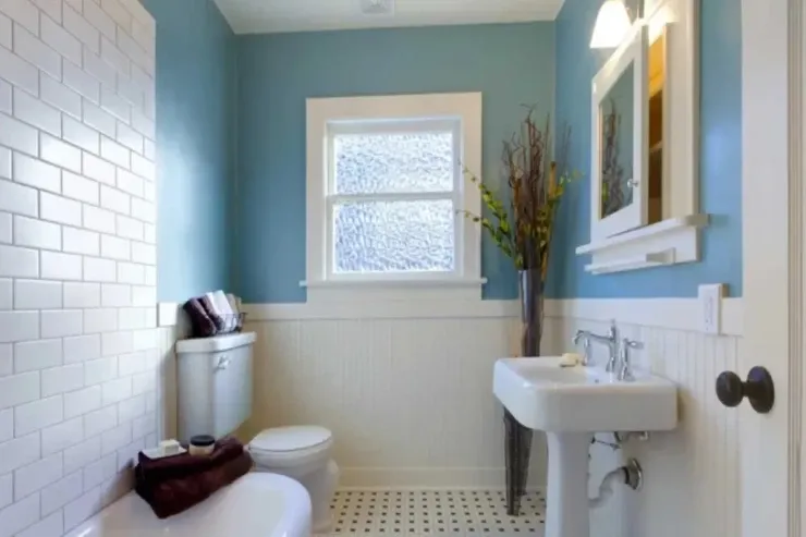 Gecələr vanna otağının pəncərəsini açıq qoyanlara bəd xəbər – Başınıza bunlar gələ bilər