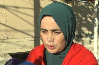 Ürəyi 45 dəqiqə dayanandan sonra həyata qayıdan qadın 6 övladı ilə - FOTO