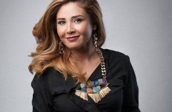 Elnarə Xəlilova özünü qartalla müqayisə etdi - FOTO