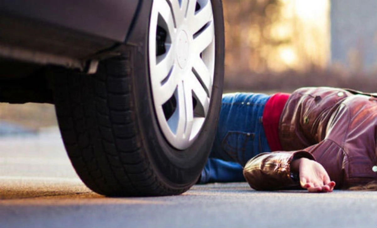 В Баку автобус сбил женщину