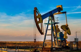 Цена азербайджанской нефти превысила $63