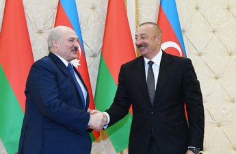 Lukaşenko İlham Əliyevi təbrik etdi