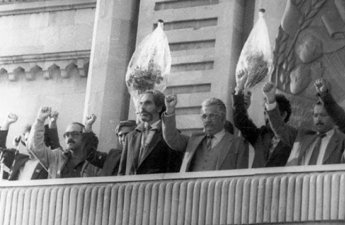 “Meydandakı çıxışımda Xalq Cəbhəsinin yaradılmasının vacib olduğunu bildirdim...”-Sabiq spiker- ARXİV