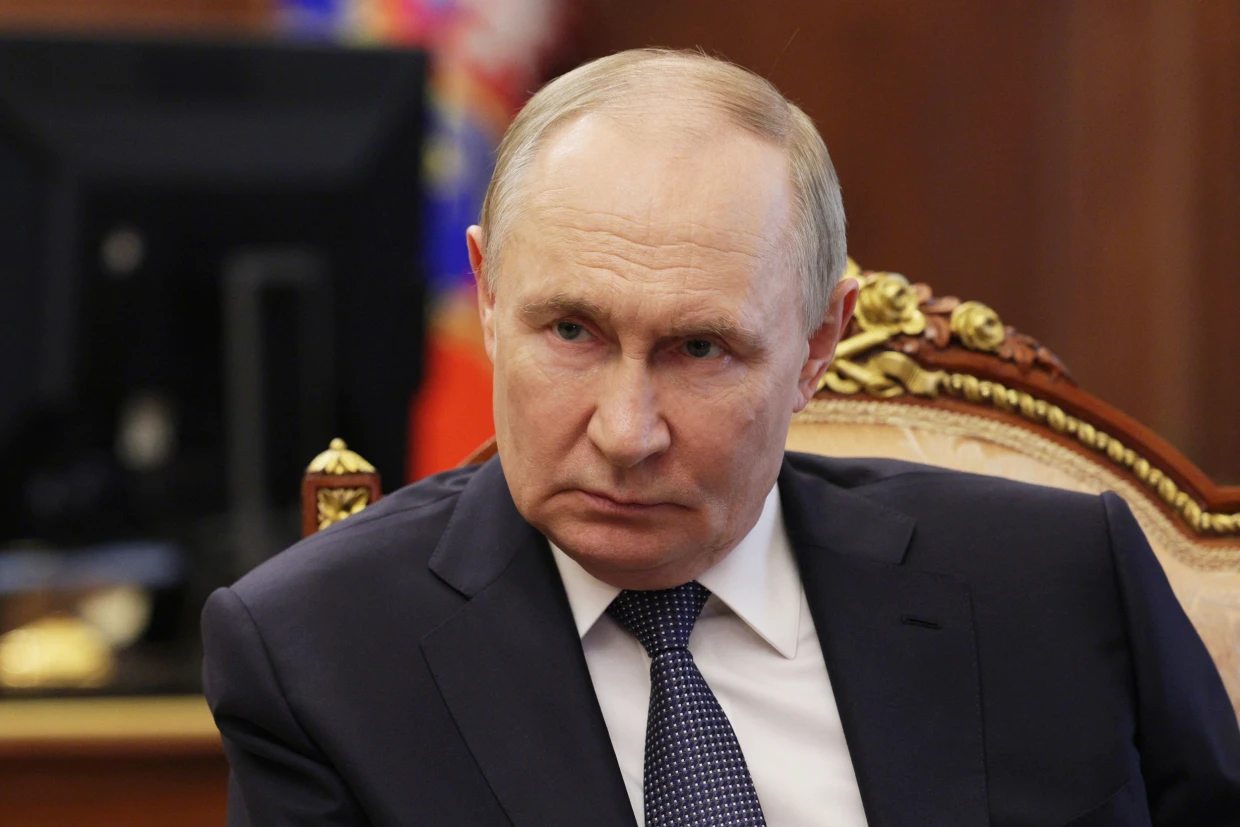 Putin: Aİ-nin siyasi elitaları ABŞ-da seçkilərə müdaxilə edərək Harrisə kömək edib