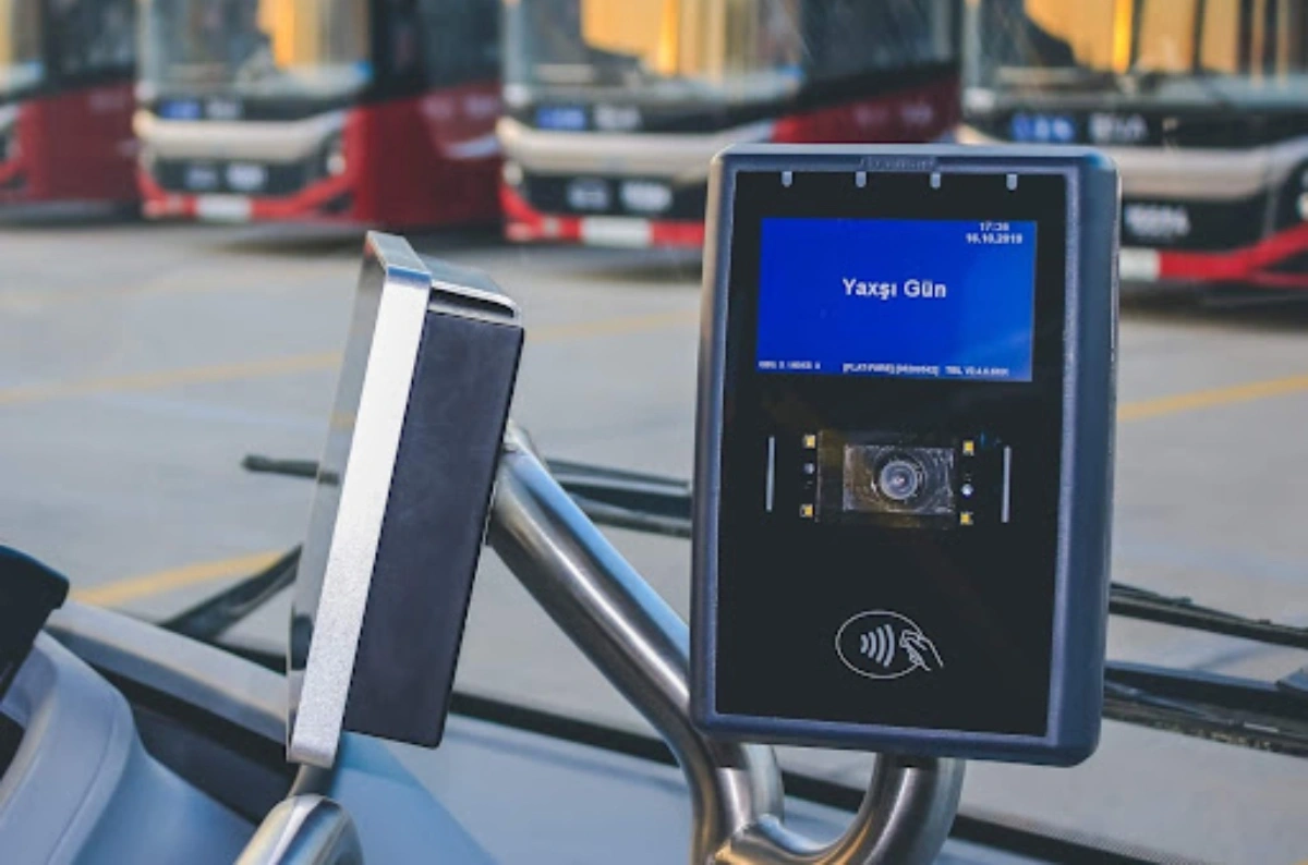 Avtobuslarda bank kartları ilə ödəniş aktivləşdirilir