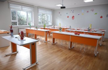 В столичной школе спасли ученика, подавившегося хлебом-ВИДЕО