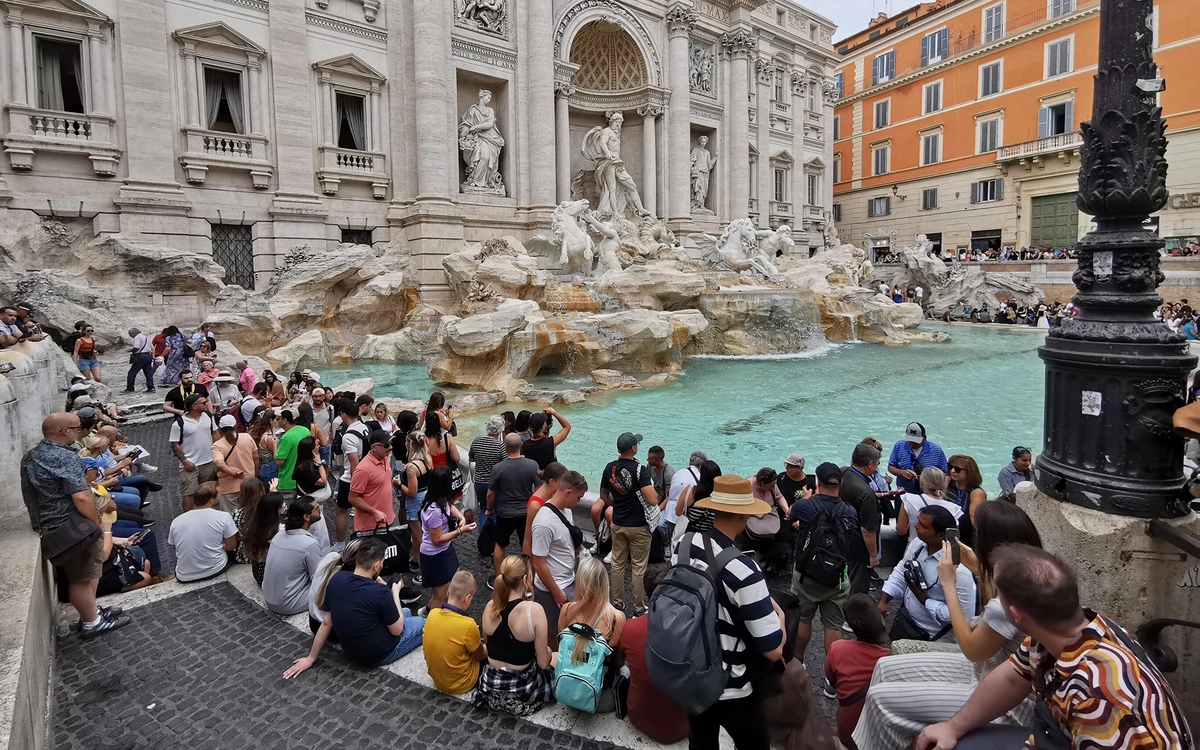 Romanın məşhur Trevi fəvvarəsini ziyarət pullu oldu