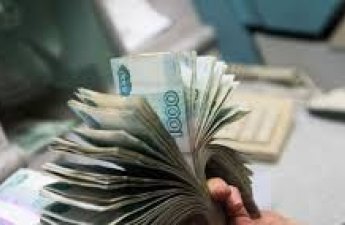 Денежные переводы между Азербайджаном и Россией сократились