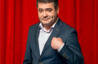 Tanınmış meyxanaçı ilk dəfə oğlu ilə FOTOsunu yaydı