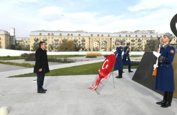 Cövdət Yılmaz Zəfər parkını ziyarət etdi