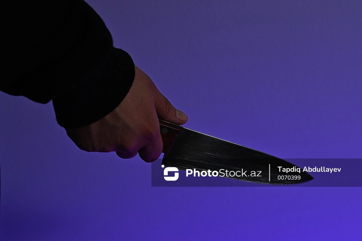 В Мингячевире мужчина получил ножевое ранение в живот