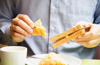 Hər gün yeyirik, amma ürəyə ziyandır - Süfrədə ən təhlükəli 3 qida