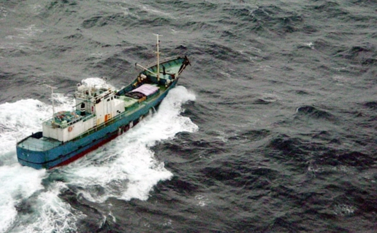 США уничтожили судно наркоторговцев в Тихом океане-ВИДЕО