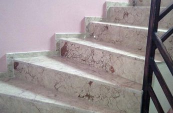 Bakıda 64 yaşlı kişi pilləkəndən yıxılaraq öldü