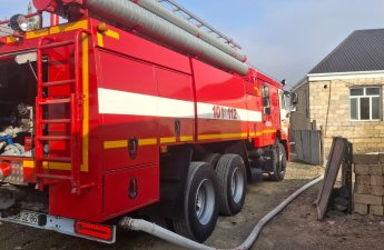 Gəncədə yaşayış evində baş verən yanğın söndürüldü - YENİLƏNİB + FOTO