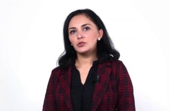 Bu xanım Bakıda eyni anda iki məktəbə direktorluq edir