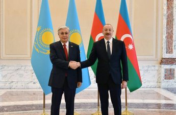 Kasım-Jomart Tokayev İlham Əliyevə zəng etdi