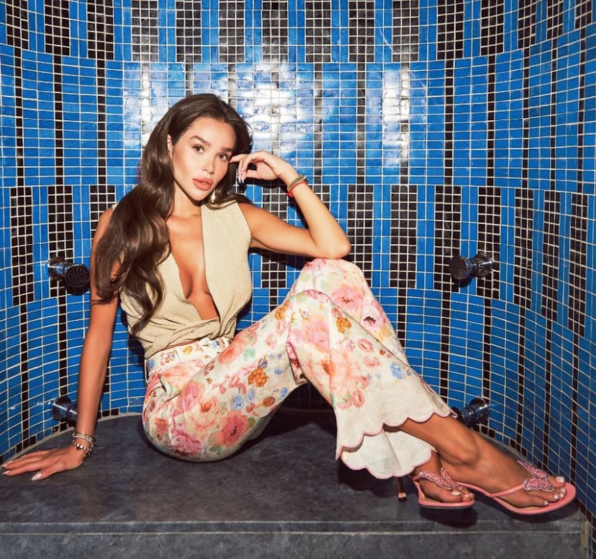 Türkiyədə sosial media fenomeni Ezgi Fındık ilə bağlı saxlanılma qərarı verildi