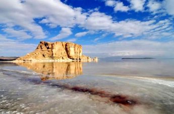 “Urmiya gölündə yaşayan bir xırda həşəratın kilosunu ərəblərə 3 min dollara satırdılar...”