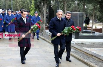 В Баку почтили память жертв авиакатастрофы Баку-Грозный-ФОТО